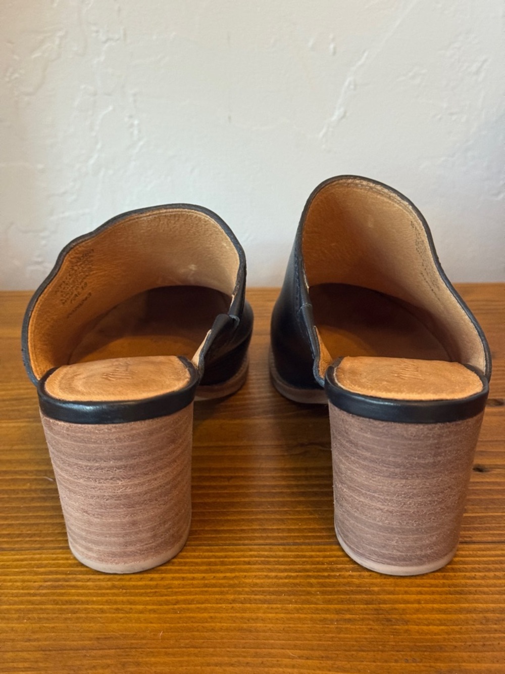 Madewell Black Leather Slip-On Mule Heels - Picture 3 of 4